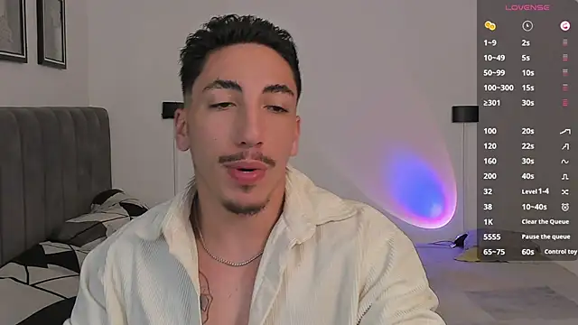 dylanspencer28 online show from 02/08/25, 11:24