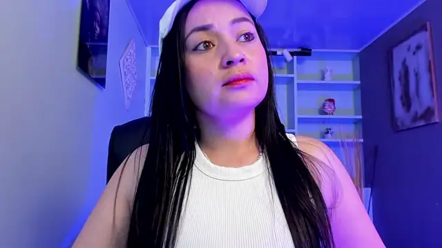 Snapshot of Rosie_jhons chatting on 01/26/25, 03:38 Rosie jhons online show from 01/26/25, 03:38