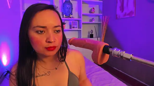 Snapshot of Rosie_jhons chatting on 02/12/25, 04:12 Rosie jhons online show from 02/12/25, 04:12