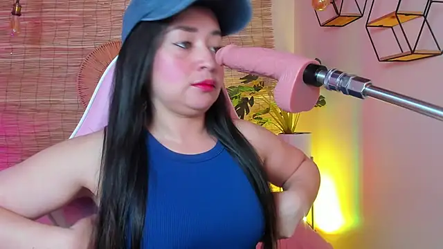 Snapshot of Rosie_jhons chatting on 02/19/25, 03:50 Rosie jhons online show from 02/19/25, 03:50