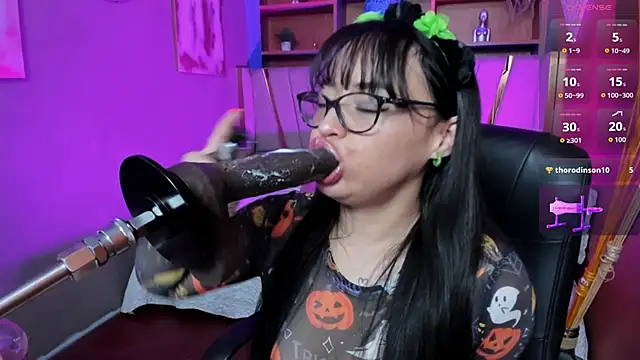 Snapshot of Rosie_jhons chatting on 10/24/25, 04:09 Rosie jhons online show from 10/24/25, 04:09