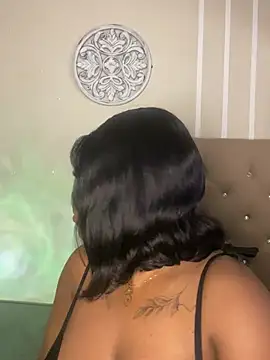 Snapshot of yelicampbell chatting on 03/11/25, 03:05 yelicampbell online show from 03/11/25, 03:05