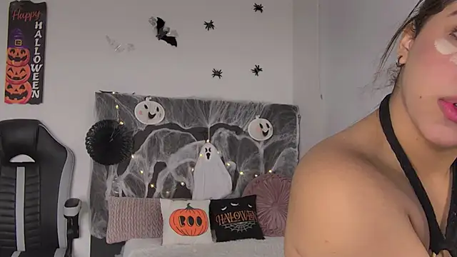 AmandaBrooks 18 online show from 10/12/25, 01:04