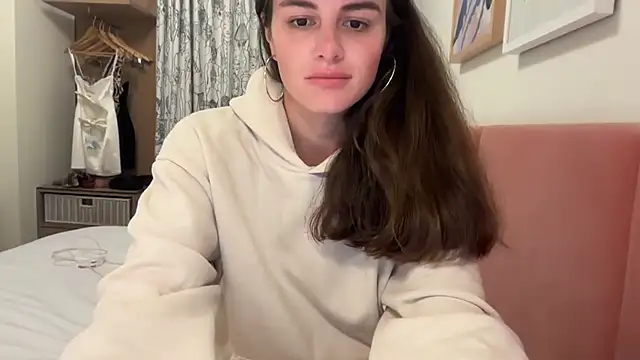 graciesmith27 online show from 05/10/26, 12:05