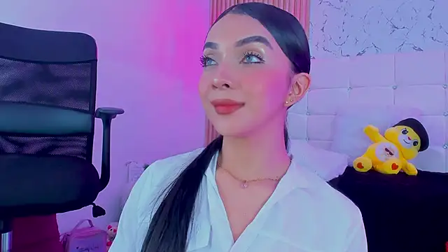 Snapshot of GABRIELAM_MS chatting on 03/21/25, 07:44 GABRIELAM MS online show from 03/21/25, 07:44