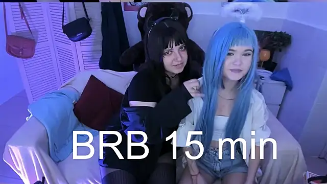 Snapshot of DiaAngell chatting on 09/28/25, 04:18 DiaAngell online show from 09/28/25, 04:18