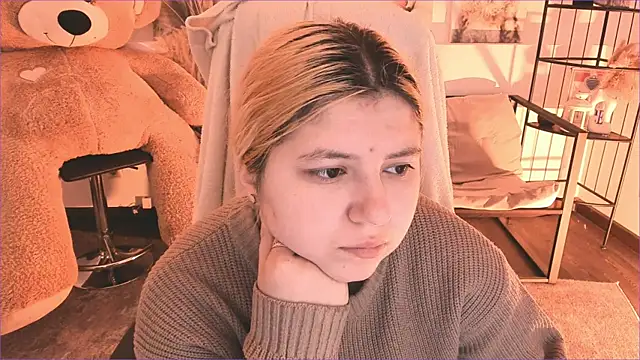 DiaAngell online show from 01/11/26, 07:19