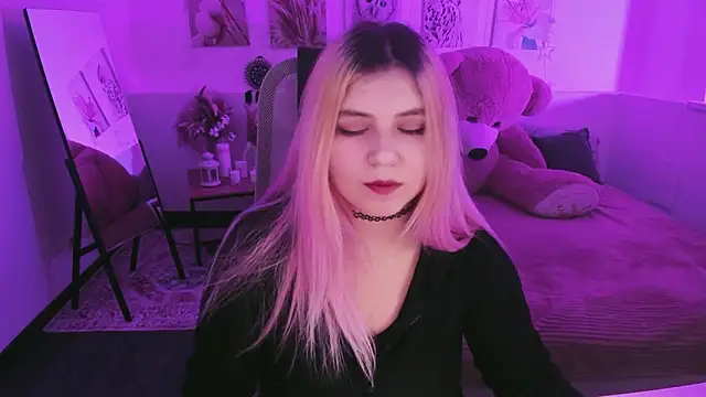 Snapshot of DiaAngell chatting on 03/16/26, 07:18 DiaAngell online show from 03/16/26, 07:18