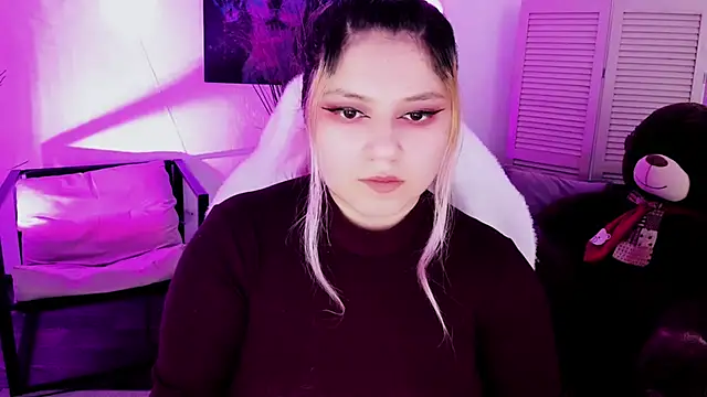 Snapshot of DiaAngell chatting on 04/04/26, 08:06 DiaAngell online show from 04/04/26, 08:06