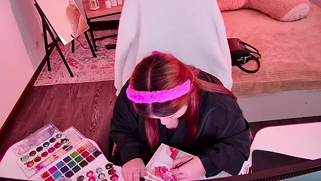 Snapshot of DiaAngell chatting on 04/21/26, 01:42 DiaAngell online show from 04/21/26, 01:42