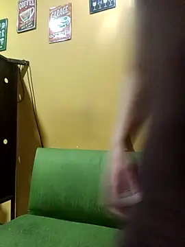 ilonna2025 online show from 02/05/25, 09:50