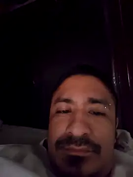 Snapshot of Burrrucecold00 chatting on 02/21/25, 05:24 Burrrucecold00 online show from 02/21/25, 05:24