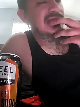 Snapshot of Burrrucecold00 chatting on 02/23/25, 10:53 Burrrucecold00 online show from 02/23/25, 10:53