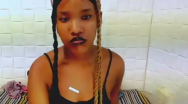 Snapshot of EroticSexyPrada chatting on 03/23/25, 02:59 EroticSexyPrada online show from 03/23/25, 02:59