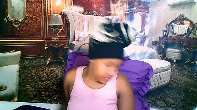 Snapshot of EroticSexyPrada chatting on 02/03/26, 05:16 EroticSexyPrada online show from 02/03/26, 05:16