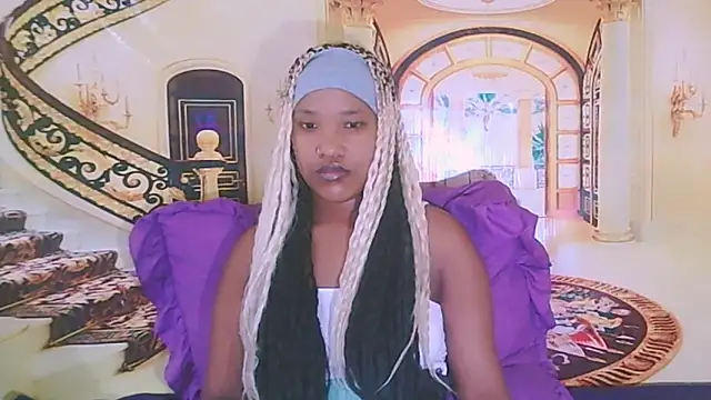 Snapshot of EroticSexyPrada chatting on 02/05/26, 07:18 EroticSexyPrada online show from 02/05/26, 07:18