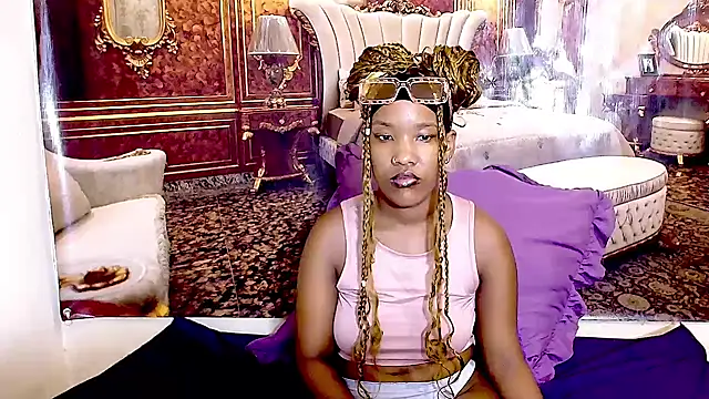 Snapshot of EroticSexyPrada chatting on 02/23/26, 04:59 EroticSexyPrada online show from 02/23/26, 04:59