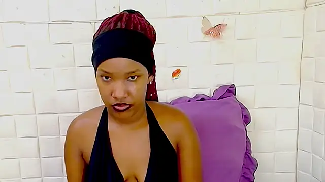 EroticSexyPrada online show from 03/25/26, 05:52