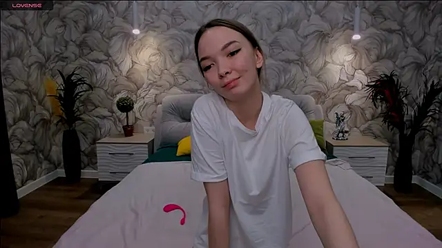 Snapshot of SusannJohnson chatting on 02/23/25, 02:57 SusannJohnson online show from 02/23/25, 02:57