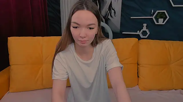 Snapshot of SusannJohnson chatting on 02/26/25, 03:21 SusannJohnson online show from 02/26/25, 03:21