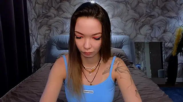 Snapshot of SusannJohnson chatting on 10/09/25, 12:19 SusannJohnson online show from 10/09/25, 12:19