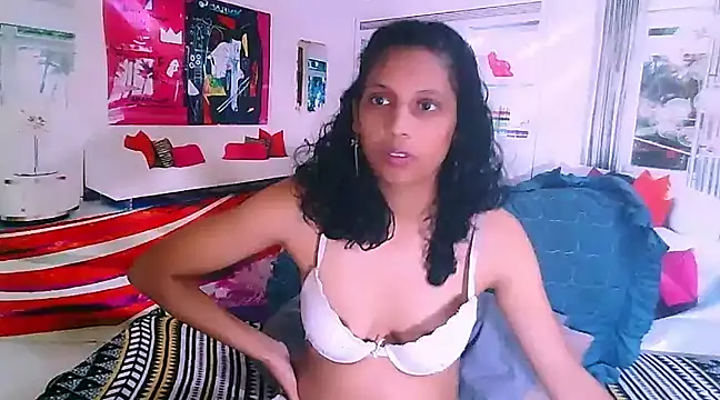 Snapshot of IndianDior69 chatting on 01/16/25, 12:42 IndianDior69 online show from 01/16/25, 12:42