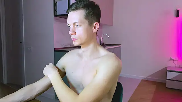 max shy online show from 03/05/25, 04:02