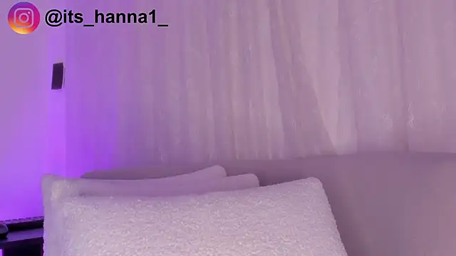 Snapshot of cutte_hanna18 chatting on 05/15/26, 06:15 cutte hanna18 online show from 05/15/26, 06:15