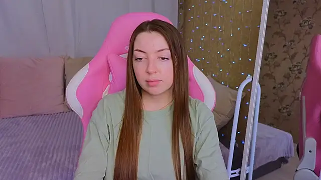 Ann moon   online show from 02/23/25, 03:18