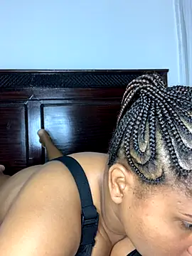 madell online show from 09/22/25, 02:24