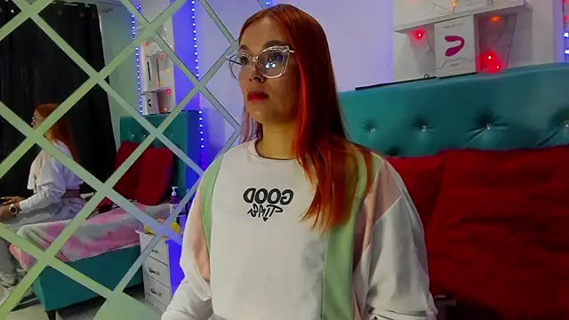 Sophie new25 online show from 03/03/25, 11:55