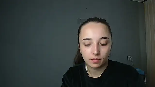 Eva Gloryy online show from 09/19/25, 10:05