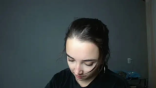 Eva Gloryy online show from 11/04/25, 01:32