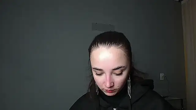 Snapshot of Eva_Gloryy chatting on 04/20/26, 07:26 Eva Gloryy online show from 04/20/26, 07:26
