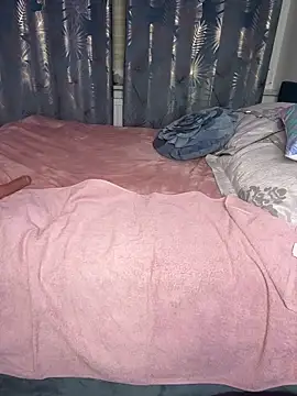 Snapshot of HotLivv69 chatting on 01/25/25, 12:17 HotLivv69 online show from 01/25/25, 12:17