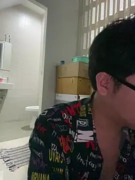 Snapshot of chanentino2 chatting on 01/24/25, 06:56 chanentino2 online show from 01/24/25, 06:56