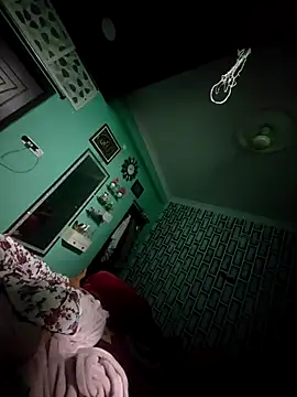 shaikhu online show from 10/14/25, 07:14