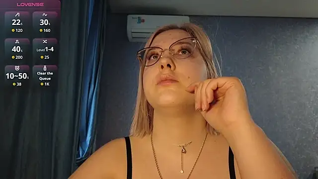 HotBrandyX online show from 03/21/26, 12:21