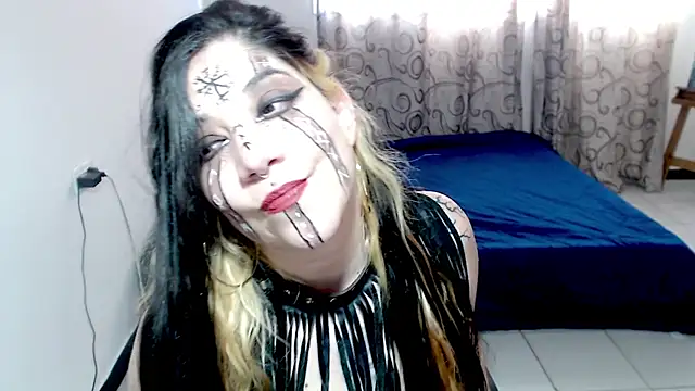 Snapshot of sharonnleon chatting on 10/02/25, 09:11 sharonnleon online show from 10/02/25, 09:11