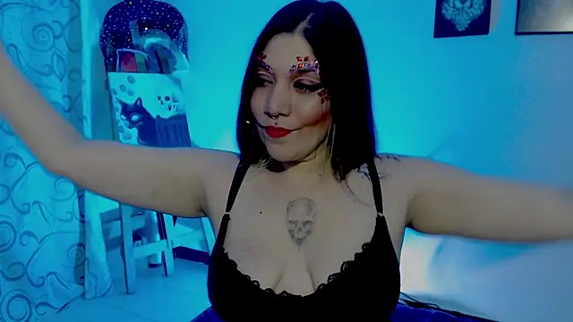 Snapshot of sharonnleon chatting on 10/20/25, 12:33 sharonnleon online show from 10/20/25, 12:33