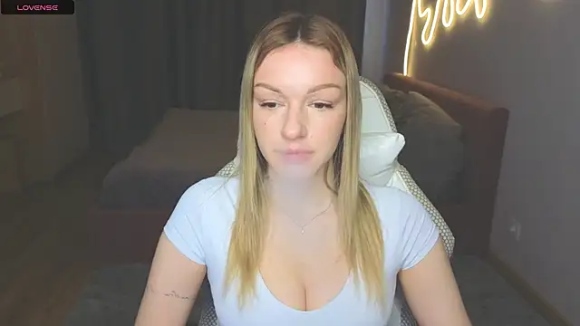 MargaretSweet1 online show from 03/25/26, 07:03