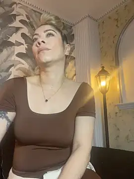 Snapshot of viktoria_davis_ chatting on 03/20/26, 12:59 viktoria davis online show from 03/20/26, 12:59