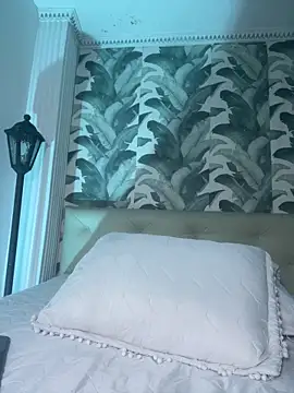 Snapshot of viktoria_davis_ chatting on 03/20/26, 11:53 viktoria davis online show from 03/20/26, 11:53