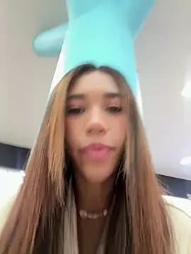 zoe storm online show from 01/30/25, 07:37