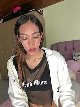 zoe storm online show from 03/07/26, 12:07