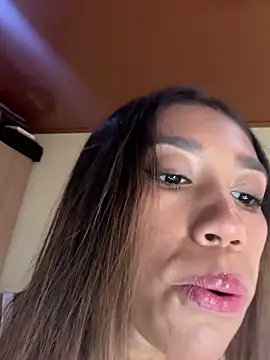 zoe storm online show from 04/05/26, 08:28