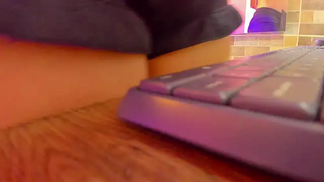 Palmer Evans online show from 09/10/25, 02:39