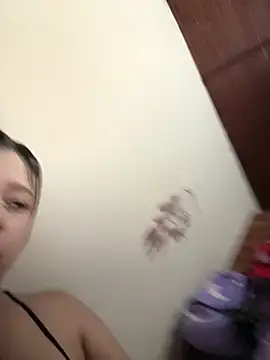 Snapshot of _Amber_Brown chatting on 03/25/26, 08:42 Amber Brown online show from 03/25/26, 08:42