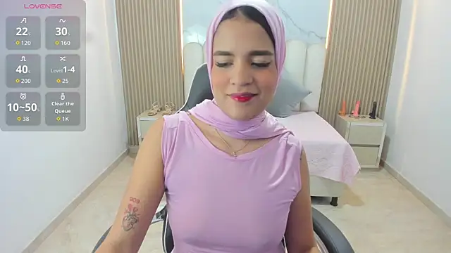 Zulema hamdi online show from 04/04/26, 11:51