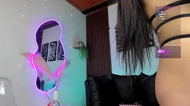 Snapshot of Georgina_caruso chatting on 02/21/25, 08:38 Georgina caruso online show from 02/21/25, 08:38